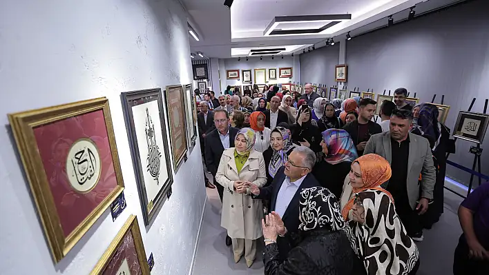 Meşkten Damlalar Hüsn-i Hat Sergisi açıldı