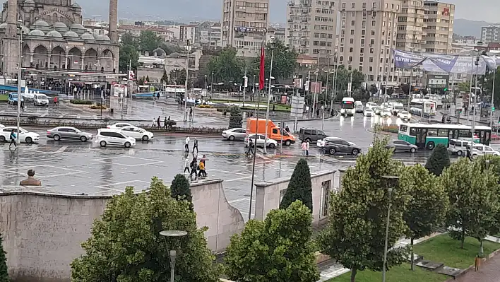 Meteoroloji uyarmıştı: Yağmurlar Kaç Gün Daha Devam Edecek?