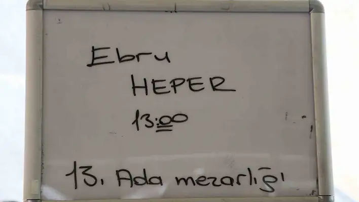 Ebru Heper son yolculuğuna uğurlandı