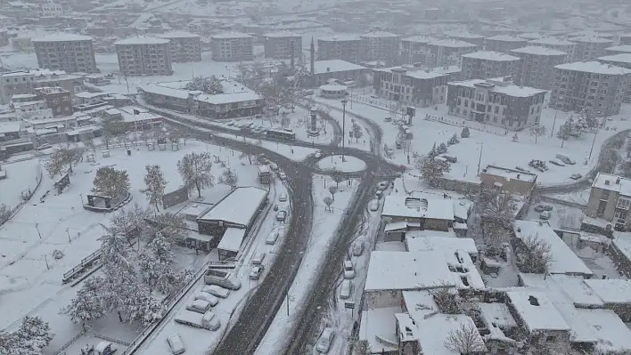 Mevsimin ilk karı düştü – Kayseri'de fiyatlar patladı!