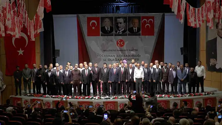 Bahçeli'nin mesajı dakikalarca ayakta alkışlandı