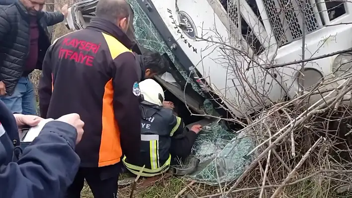 Mikserin İçinde Sıkışan Sürücünün Zor Anları