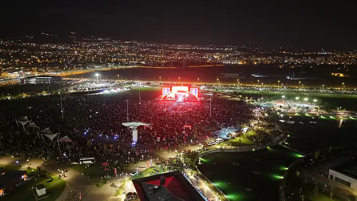Millet Bahçesi'ni dolduran Kayserililer festivalle buluştu