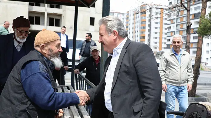 'Mobil Başkan' Palancıoğlu vatandaşla bir araya geldi!