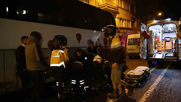 Motosiklet ile minibüs kazasında 1 yaralı