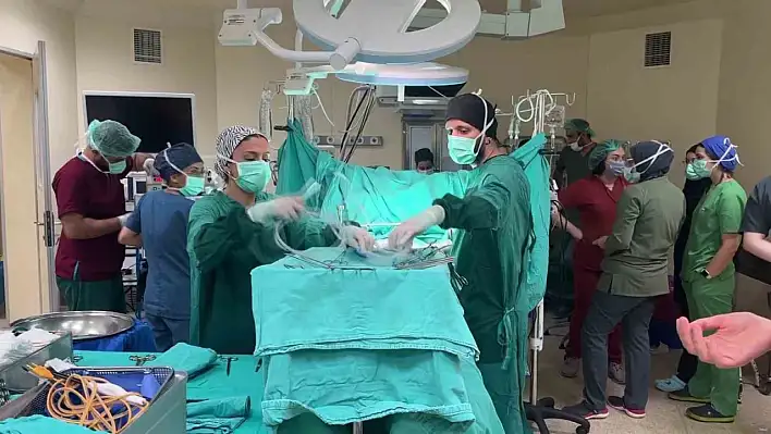 Genç kız organları  ile 3 kişiye umut oldu!