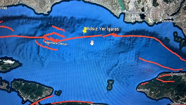 Naci Görür'den kritik uyarı: Kumburgaz Fayı yükleniyor!