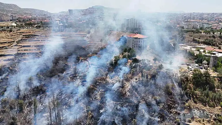 Nevşehir'de alevler emniyet müdürlüğüne sıçramadan kontrol altına alındı