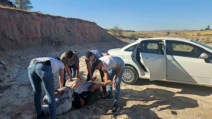Göçmen kaçakçılığına darbe: Sürücüler tutuklandı