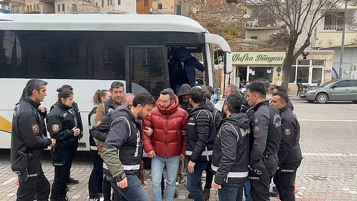 Nevşehir'de noter aracılığıyla rüşvet operasyonunda 8 kişi tutuklandı