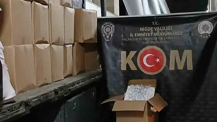 Niğde'de 3 milyon 750 bin makaron ele geçirildi