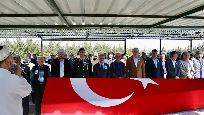 Niğde'de Kıbrıs gazisi törenle son yolculuğuna uğurlandı