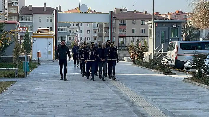 Niğde'de uyuşturucu operasyonu: 5 gözaltı