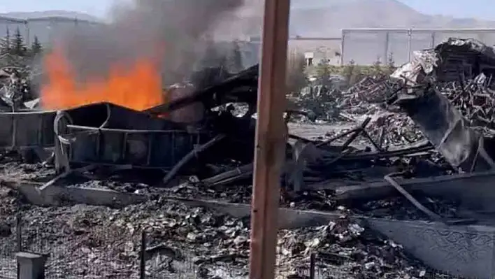 Niğde OSB'deki daha önce yanan fabrikada ikinci yangın paniği!