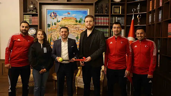 Hokey Kulübü, Nevşehir Belediyesi Spor Kulübü'ne devredildi!