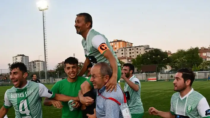 Nurettin Batar şampiyon oldu, futbolcu bıraktı!