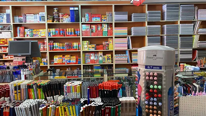 Öğrenciler sınav kitapları için yüksek fiyatlardan şikayetçi- ALES, YKS, KPSS, MSÜ, YÖKDİL…