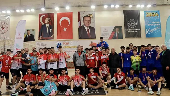 Okul sporları Voleybol Genç A Erkek ve Kız maçları tamamlandı