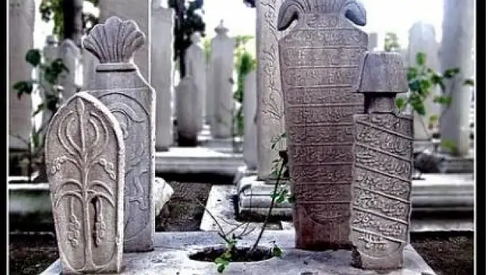 Ölüm estetiği: Gizli kodlarla dolu Osmanlı mezarları şaşırtıyor!