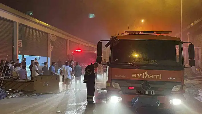 Adana'da önce kundakladı, sonra itfaiyenin önünü kesip havaya ateş açtı!