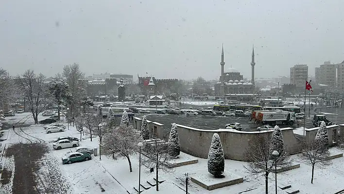 Otobüs hatlarında değişiklik, trafik kazası, kar yağışı, çığ tehlikesi, balık fiyatları, Kayserispor: İşte kent gündeminden kısa kısa öne çıkan haberler...