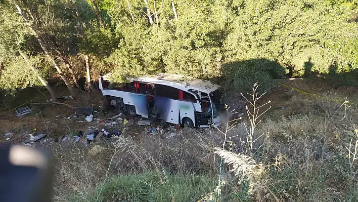 Feci kazada ölen 12 kişinin kimlikleri belli oldu