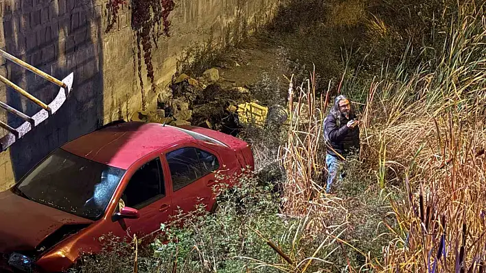 Kanala uçan araçtan burnu bile kanamadan çıktı!