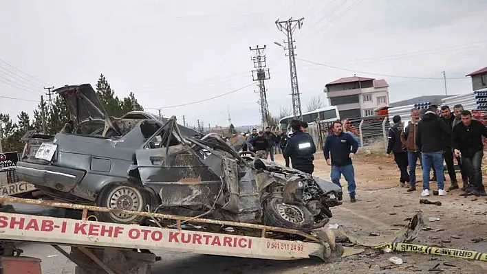 Kahramanmaraş'ta feci kaza: Baba, oğul ve yeğen hayatını kaybetti