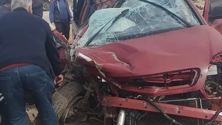 Çocuk yaşta direksiyon başında acı son! Afşin'de kaza can aldı