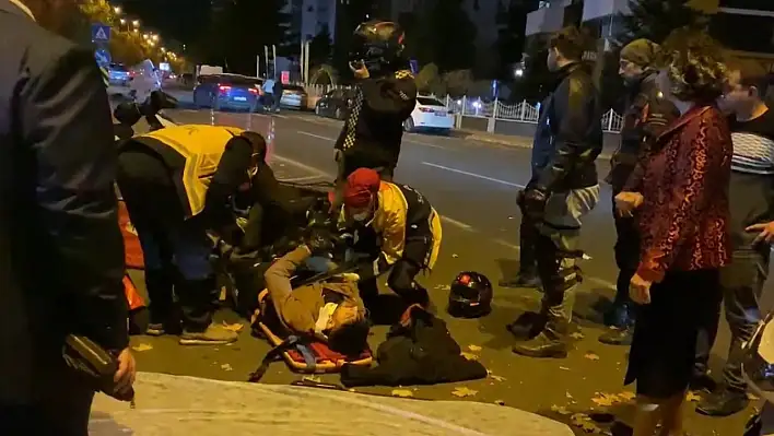 Kayseri'de otomobil ile motosiklet çarpıştı!