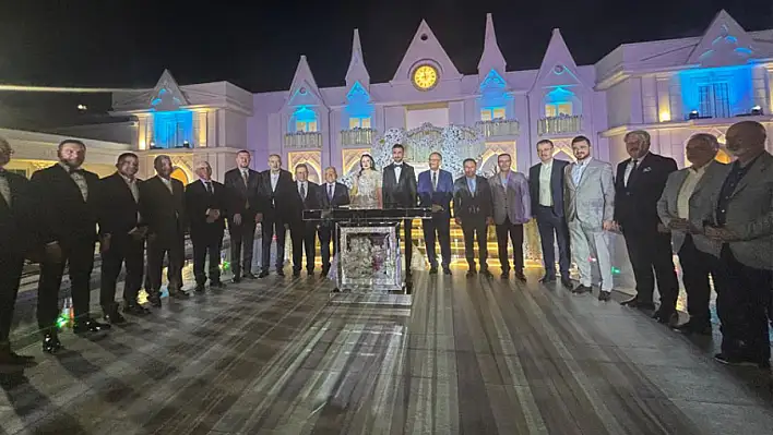 Özhaseki'nin yeğenine görkemli düğün!