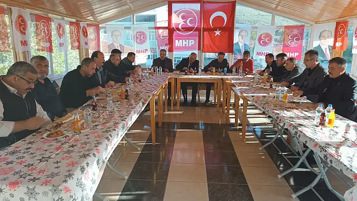 Özvatan Belediye Başkanı Halit Demir muhtarlarla buluştu