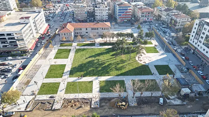 Palancıoğlu, 'Halkımızın hizmetine sunduğumuz dolu dolu bir yıl oldu'