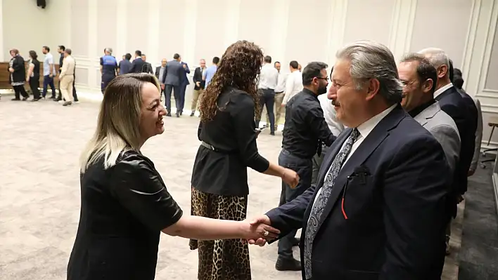 Palancıoğlu, personel ile bayramlaştı