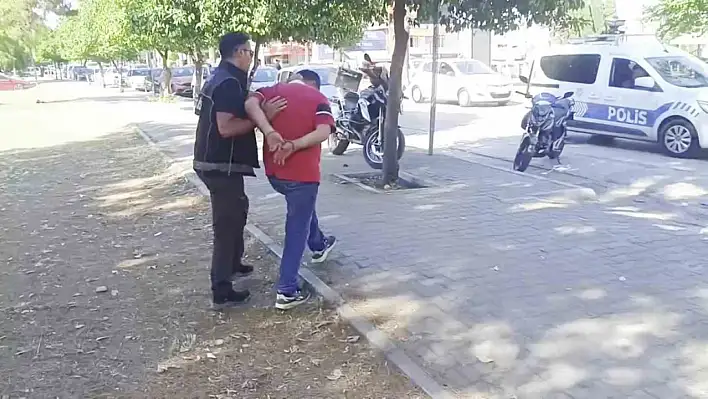 Parkta uyuşturucuyla yakalandı: Bakın ne söyledi?