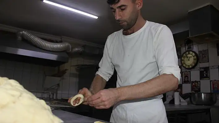 Regaip Kandilinde Simit Yoğun İlgi Gördü