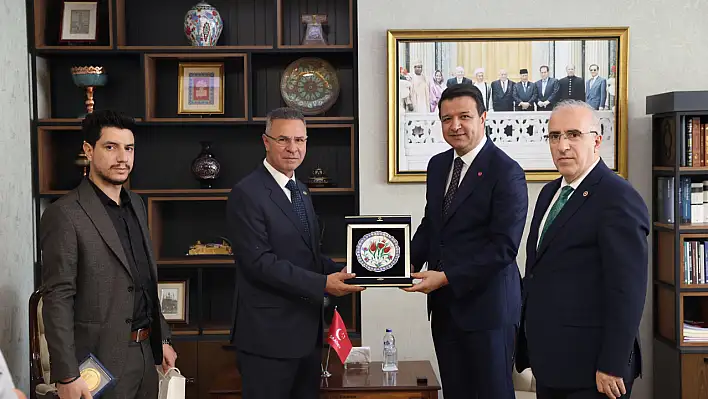 Saadet Partisi'nde anlamlı buluşma: ''Mescid-i Aksa'da namaz kılacağız''