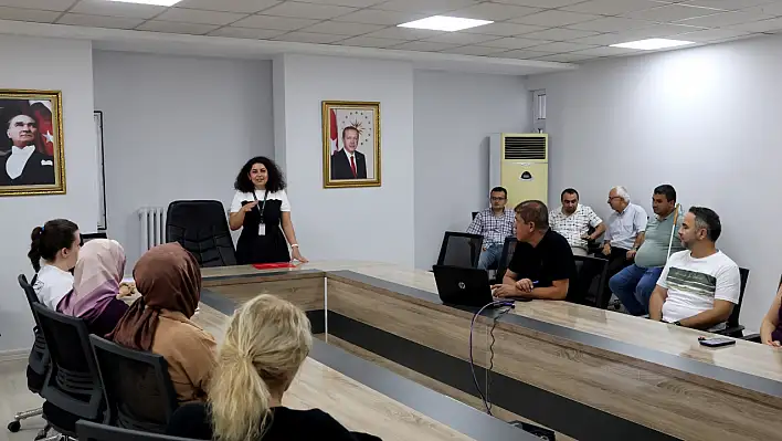 Sağlık Müdürlüğü, kamu personeline sigara bırakma desteği sağladı