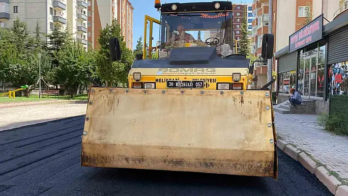 Sakarya Mahallesi'nde 5 sokak birden yenileniyor