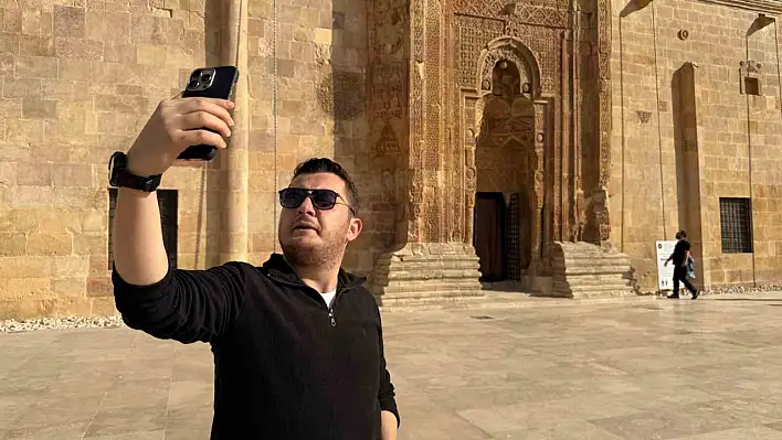 Anadolu'nun El Hamrası Divriği Ulu Cami, TOGÜ öğrencilerine ilham oluyor