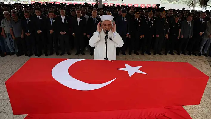 Şehit Mehmet Ali Yıldırım Adana'da toprağa verildi