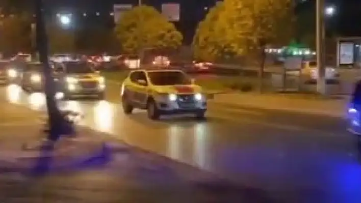 Şehit Polis Hakan Telli'nin mesai arkadaşlarından duygusal konvoy...