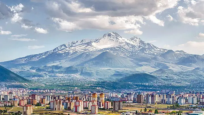 Erciyes mi, Uludağ mı? İşte dikkat çeken fiyatlar