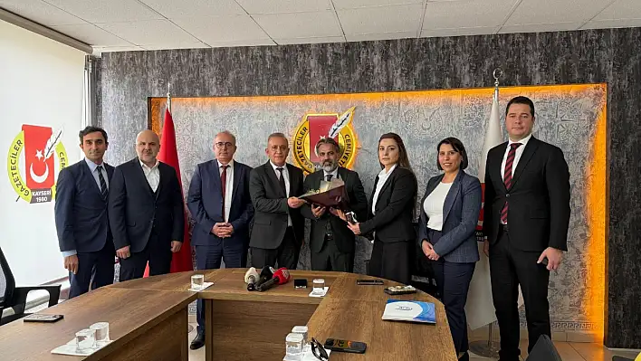 SGK heyeti KGC'yi ziyaret etti