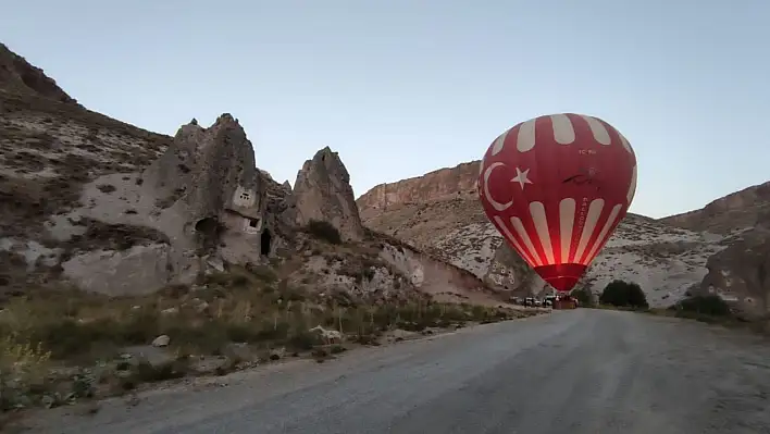 Sıcak hava balonları ile Soğanlı Vadisi'ne ilgi arttı