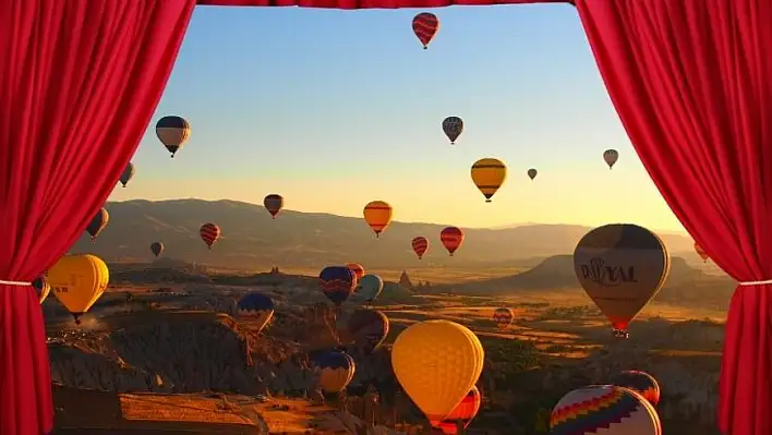 Sıcak hava balonuyla tiyatro yolculuğu: Bu gösteri kaçmaz!