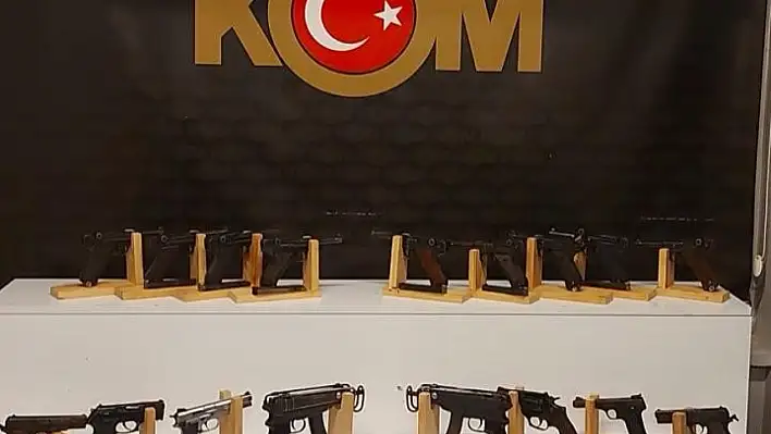 Kayseri'de silah ticareti operasyonu: UZİ'ler de ele geçti
