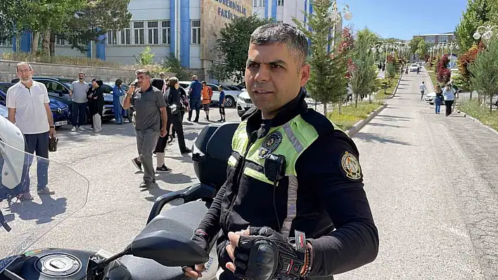 Sınava geç kalan adayların imdadına motorlu polisler yetişti