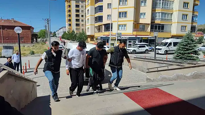 Uyuşturucu operasyonunda 1 kilo 360 gram madde ele geçirildi: 8 gözaltı