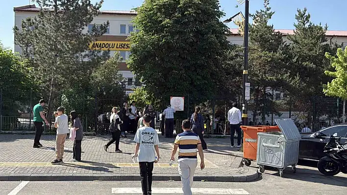 Sivas'ta öğrenciler LGS heyecanı yaşadı!
